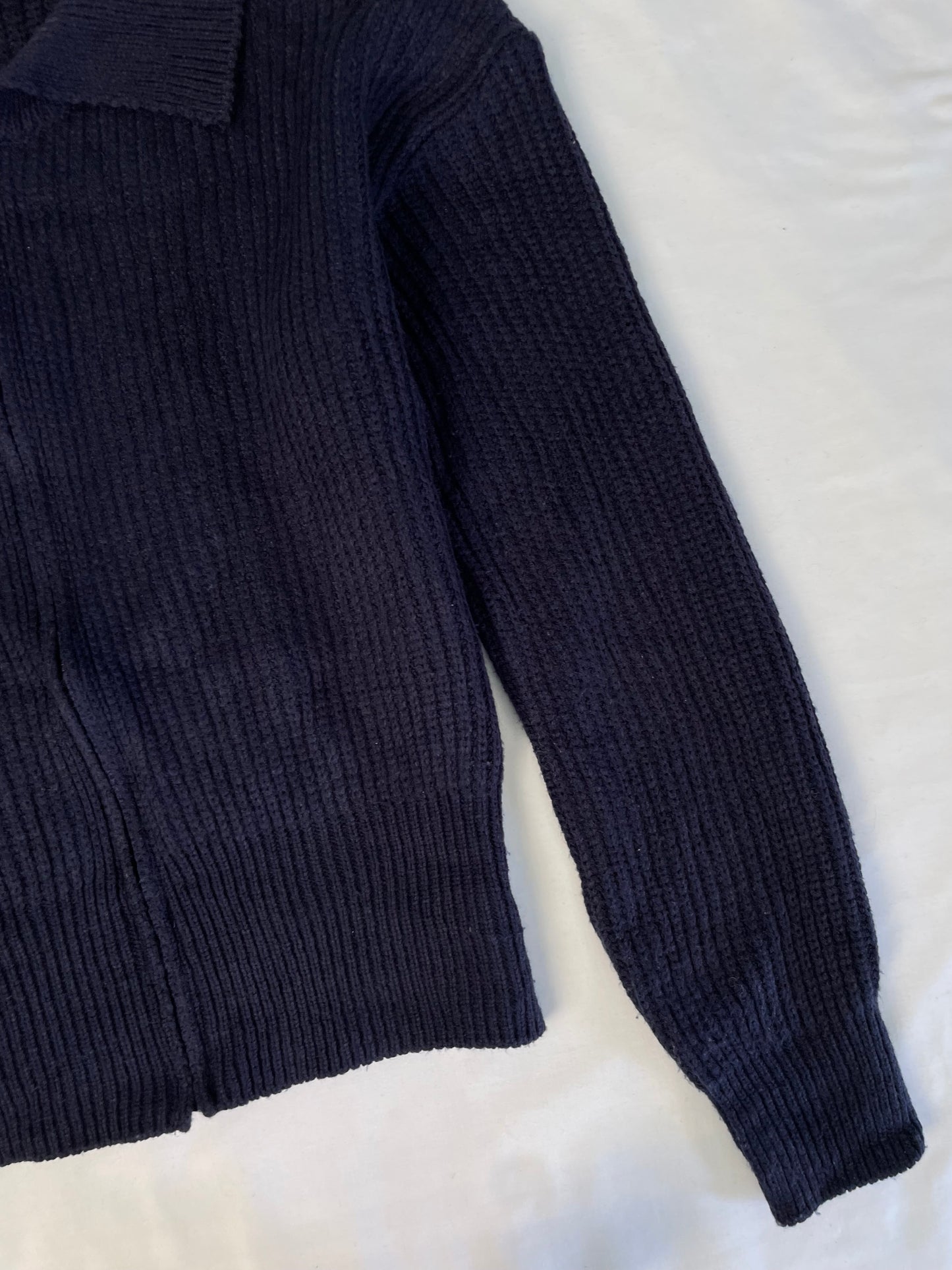 Sweater M