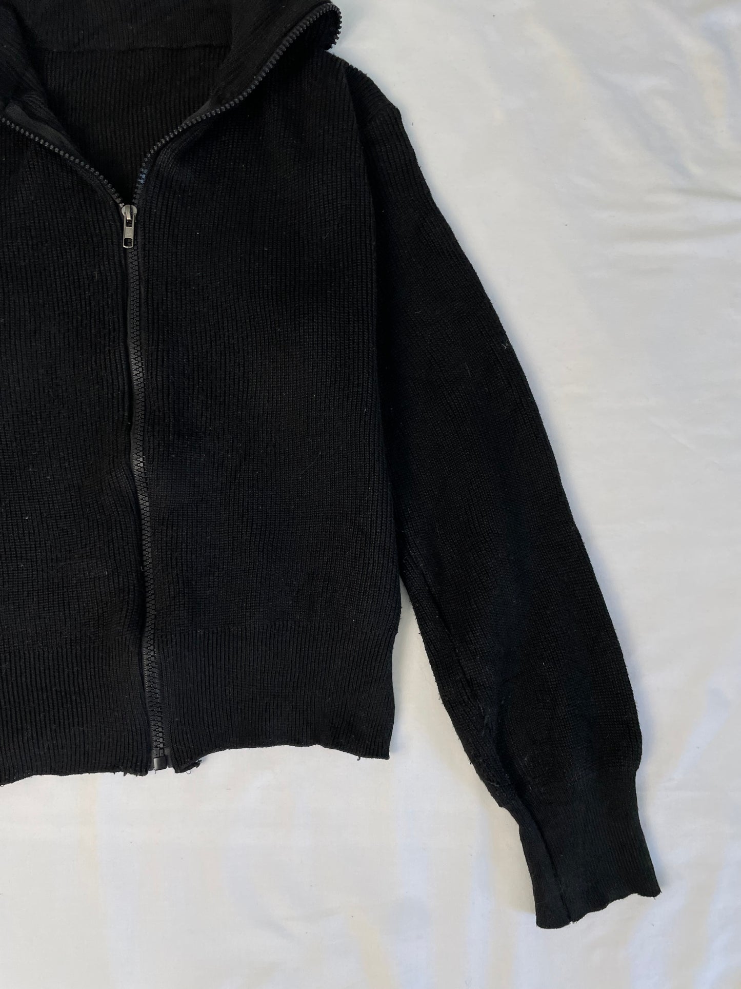 Sweater L