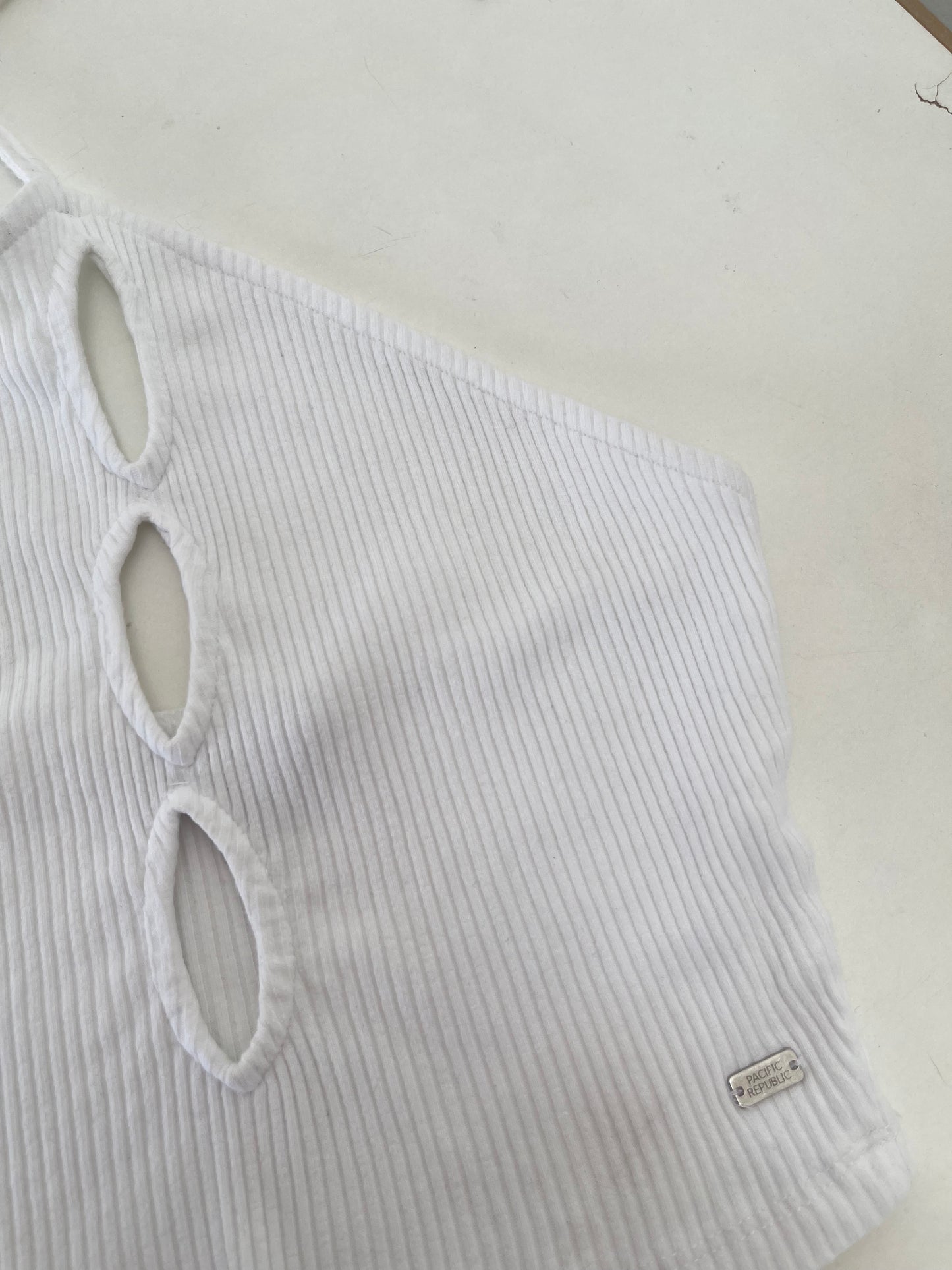 Pacific Republic Cutout Top 3XS