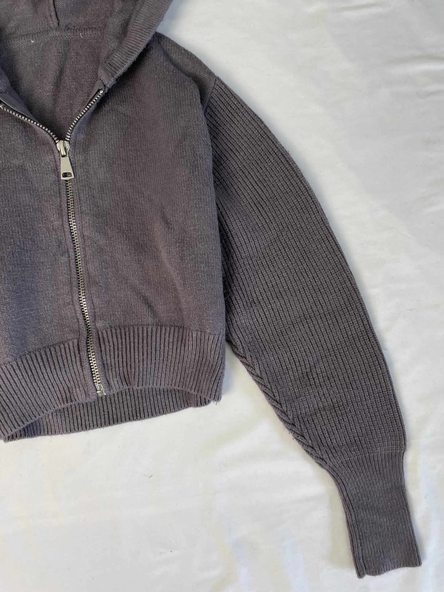 Sweater S