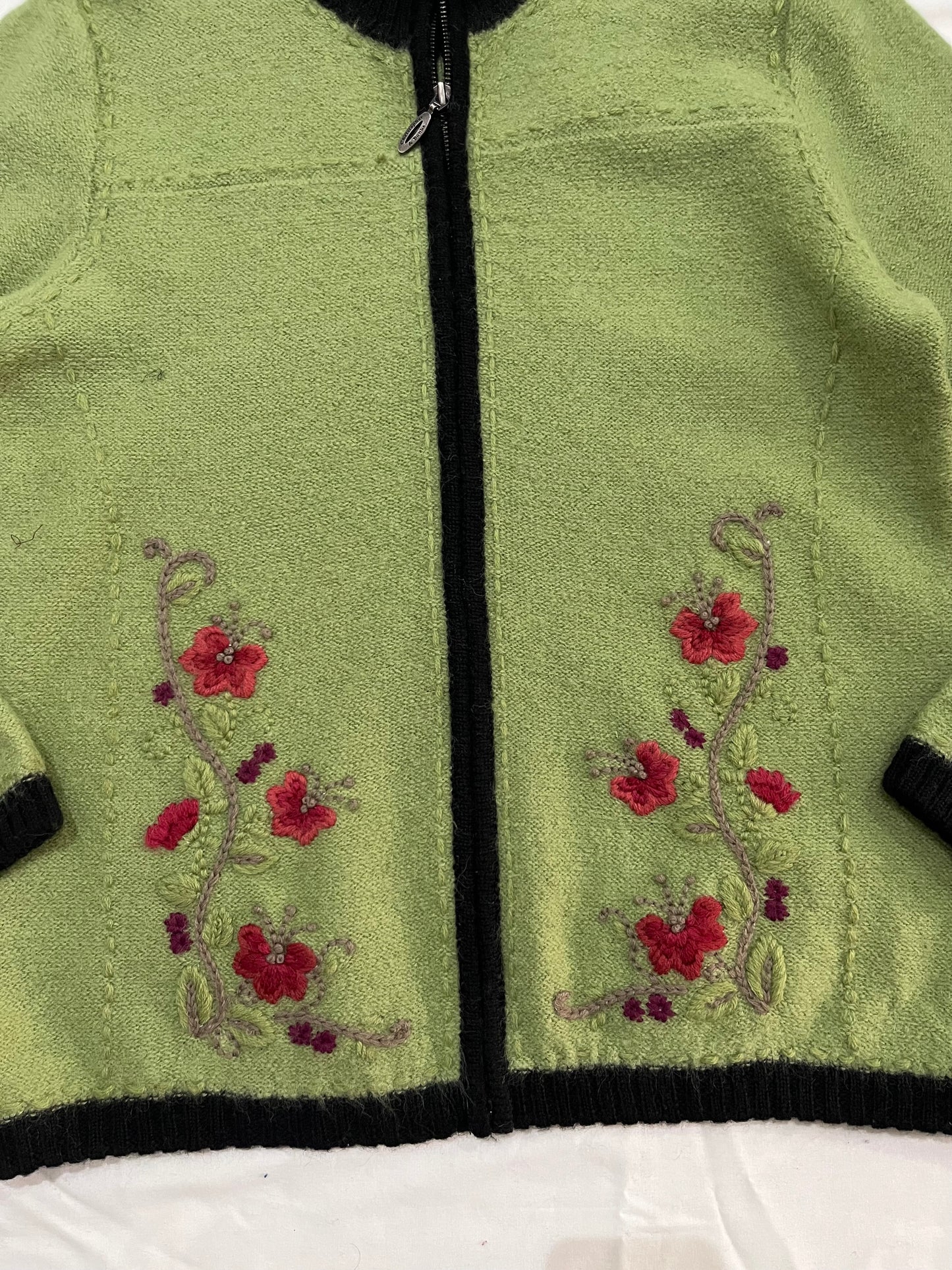 Embroidered Sweater M/L