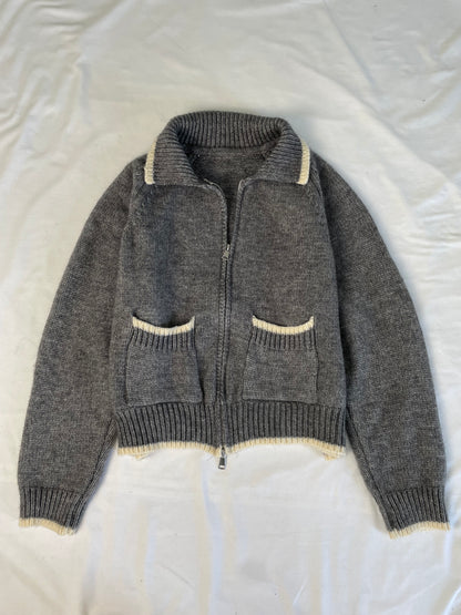 Sweater L