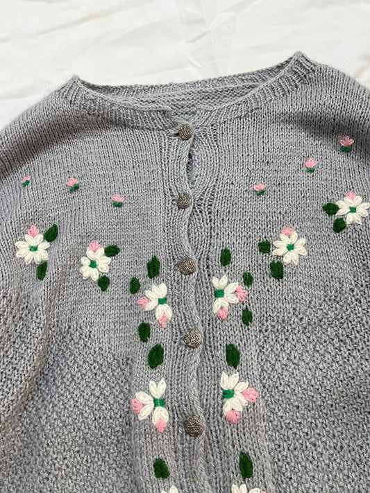 Embroidered Sweater XL/XXL