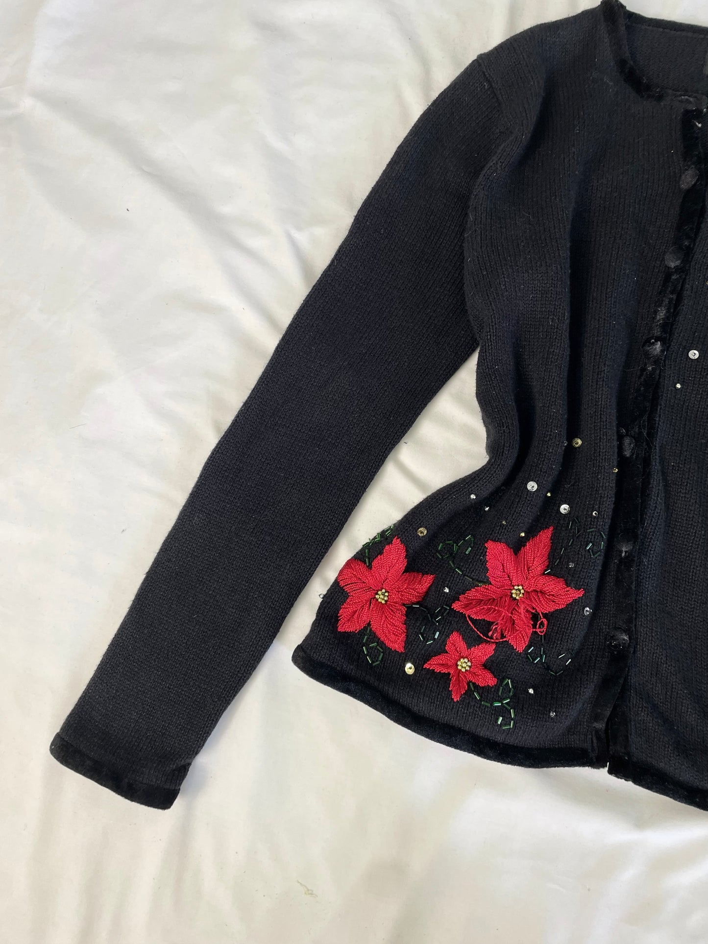Embroidered Sweater L