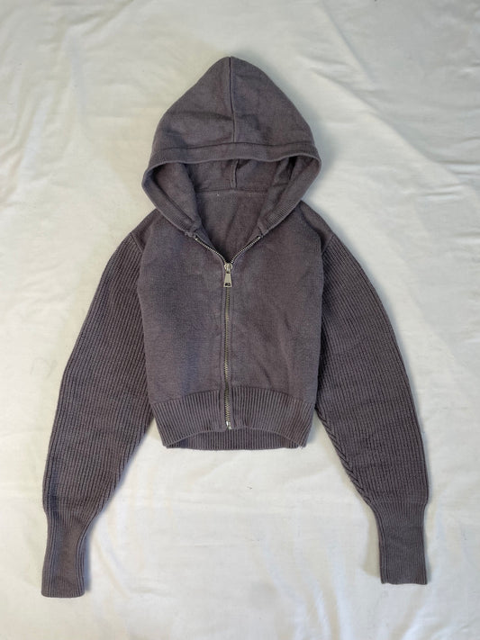 Sweater S